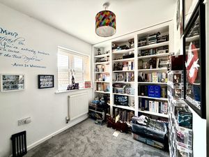 Bedroom- click for photo gallery
